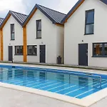 Nyaraló Homes With Pool, Close To The