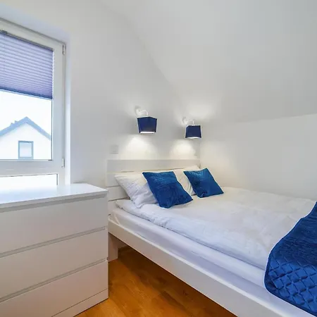 Homes With Pool, Close To The * Rewal